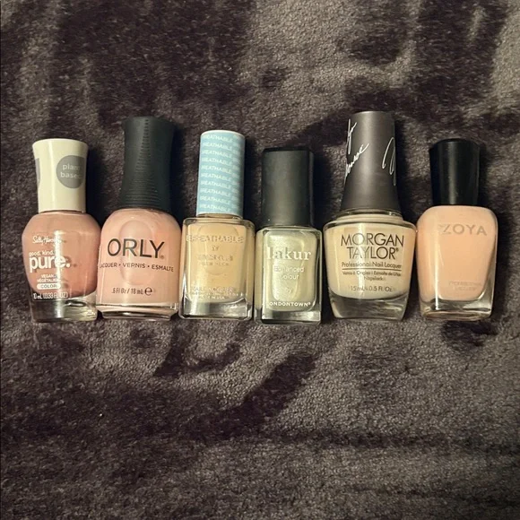Collection of nail polishes: Lakur, Essie, Zoya- 
Used once - Picture 4 of 9